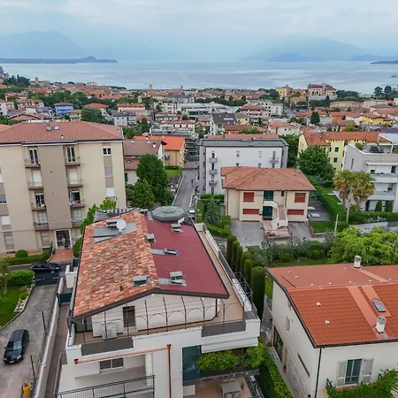 Del Sole Apartment *